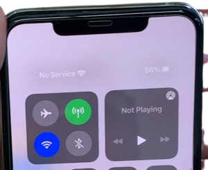 iphone 11 pro no service problem