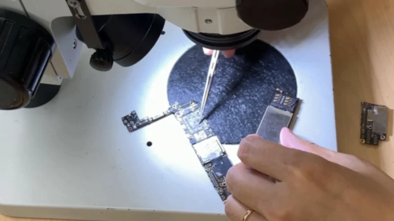 Donor Motherboard for iPhone Data Recovery | Compatible donor iPhone motherboard prepared for original component transplant